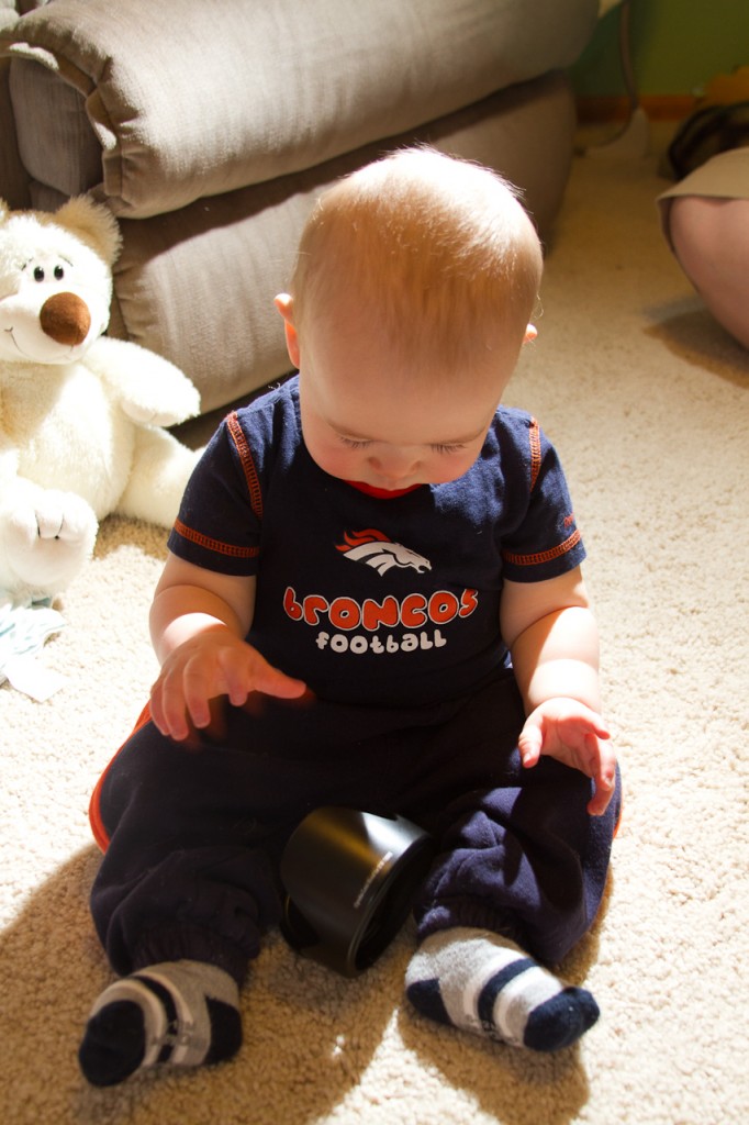Eli Plays With Camera Gear